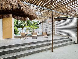 GAO Phala beachfront hostel & pool villa