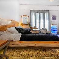 Sunny Palm Room Crete