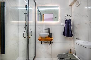 Sunny Palm Room Crete