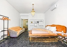 Sunny Palm Room Crete