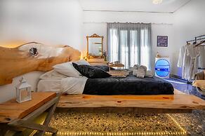 Sunny Palm Room Crete