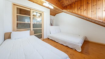 Taean Tteulapbada Pension