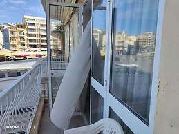 Lilly's sea view apartment