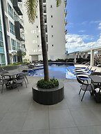 Comfy Studio UnitM OneMadison35