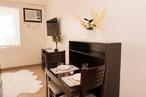 Comfy Studio UnitM OneMadison35