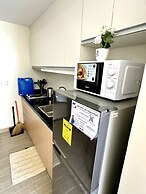 Comfy Studio UnitM OneMadison35