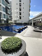 Comfy Studio UnitM OneMadison35