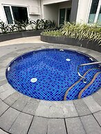 Comfy Studio UnitM OneMadison35