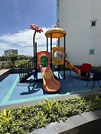 Comfy Studio UnitM OneMadison35