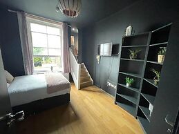 Portobello Road artistic studios