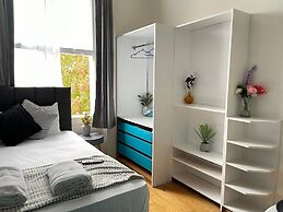 Portobello Road artistic studios