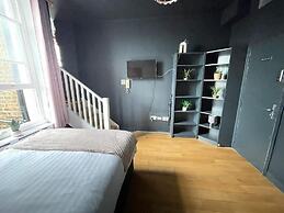 Portobello Road artistic studios