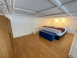 Portobello Road artistic studios