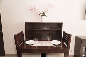 Comfy Studio UnitL OneMadison35