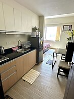 Comfy Studio UnitL OneMadison35