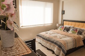 Comfy Studio UnitL OneMadison35