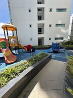 Comfy Studio UnitL OneMadison35