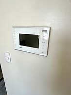 Comfy Studio UnitL OneMadison35