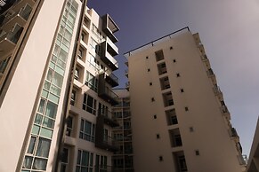 Comfy Studio UnitL OneMadison35