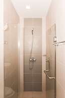 Comfy Studio UnitL OneMadison35