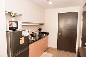 Comfy Studio UnitL OneMadison35