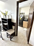 Comfy Studio UnitL OneMadison35