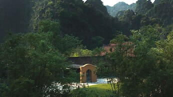 Jiva Hoa Lu Retreat