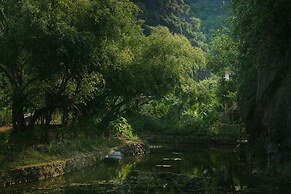 Jiva Hoa Lu Retreat