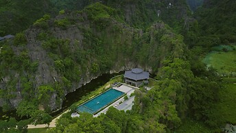 Jiva Hoa Lu Retreat