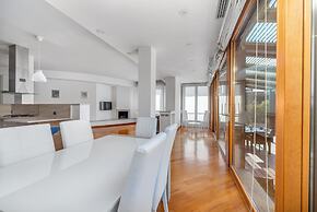 2900 Attico Dolce Vita by Barbarhouse