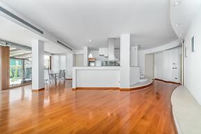 2900 Attico Dolce Vita by Barbarhouse