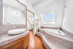 2900 Attico Dolce Vita by Barbarhouse