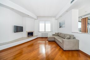 2900 Attico Dolce Vita by Barbarhouse