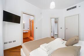 2900 Attico Dolce Vita by Barbarhouse