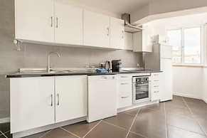 GuestRoom by Hoa-Space