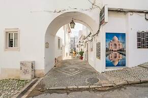 GuestRoom by Hoa-Space