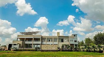 Amarvilas hotel and Resort