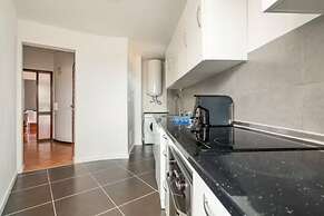 GuestRoom by Hoa-Relax