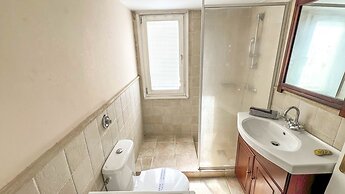 Alimos Sea View Family Apartment