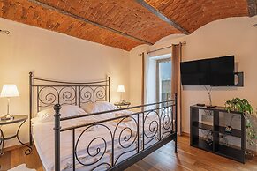 Natural Chalet Velbana Iza