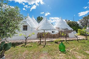 Trulli Degli Ulivi With Pool