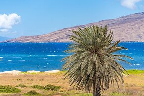 Kauhale Makai 510 1 Bedroom Condo by RedAwning