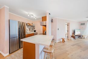 Kauhale Makai 510 1 Bedroom Condo by RedAwning