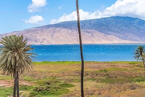 Kauhale Makai 510 1 Bedroom Condo by RedAwning