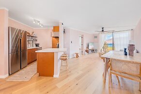 Kauhale Makai 510 1 Bedroom Condo by RedAwning