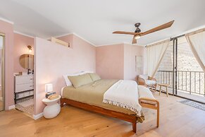 Kauhale Makai 510 1 Bedroom Condo by RedAwning