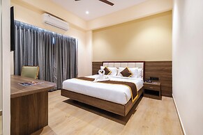 Monday Hotels Amalapuram Heights