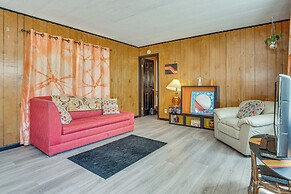 Cozy New Braunfels Retreat w/ Lake Dunlap Access