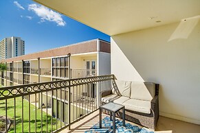 Biloxi Condo w/ Pool Access - Steps to Beach!