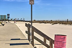 Biloxi Condo w/ Pool Access - Steps to Beach!